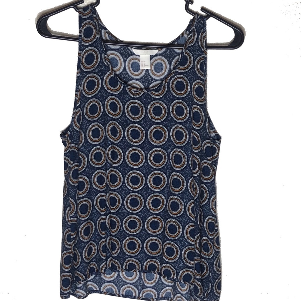 H&M navy blue flowy tank with circle pattern 4
